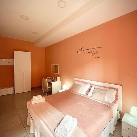 Rianna House B&B Napoli Eksteriør billede