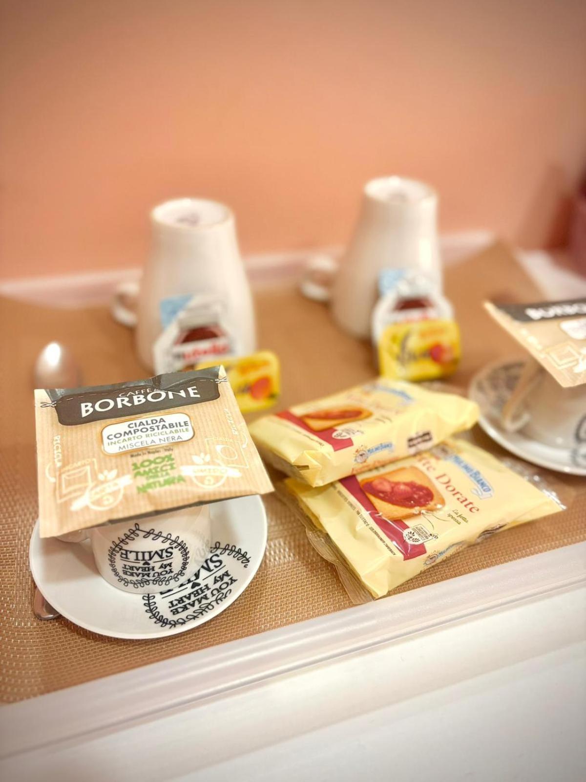Rianna House B&B Napoli Eksteriør billede